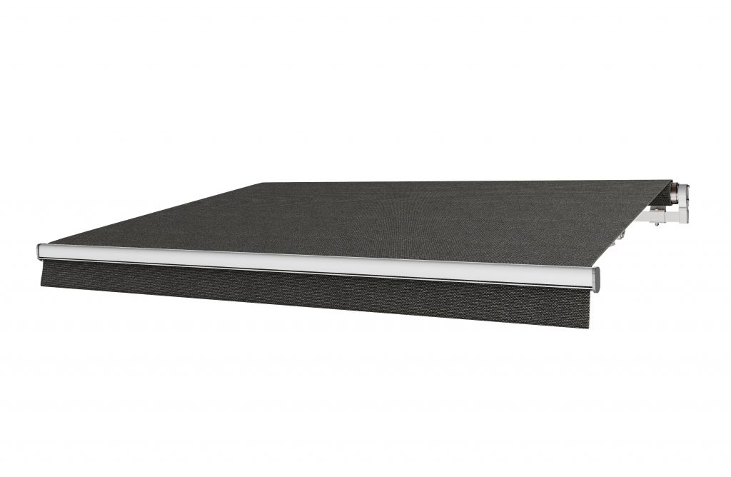 Terrassmarkis Mörkgrå (dark grey) med motor eller manuell vev i bredd 300–590 cm. Måttanpassad markis från BILLY Markiser i spinnvävd akrylväv med UV-skydd och vattenavvisande yta. Ett elegant och hållbart solskydd i mörkgrå ton för altan, terrass och balkong.