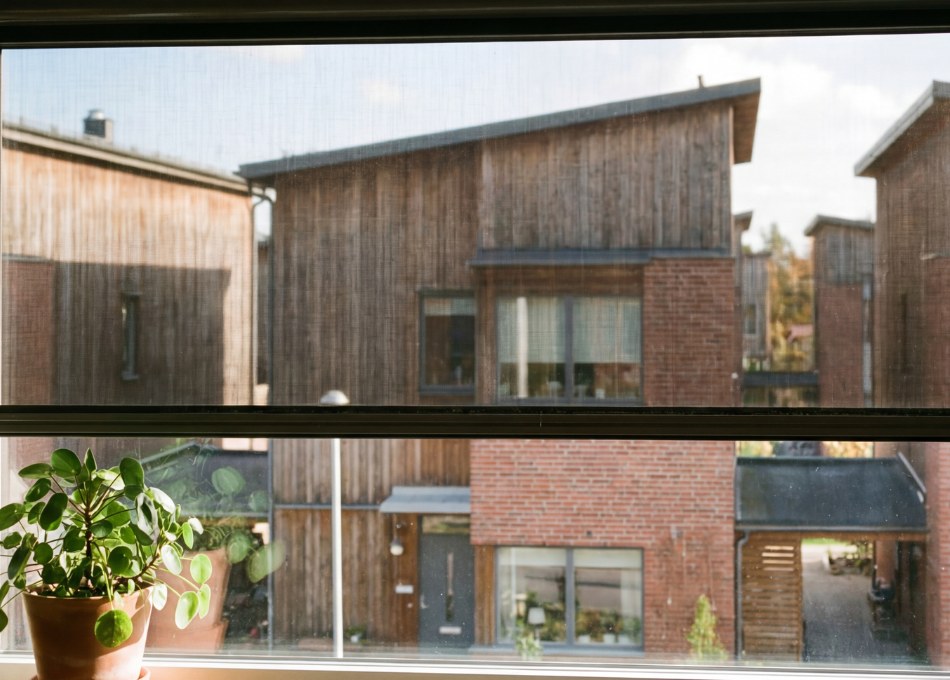 Se ut, men inte in med Serge 600 screenväv.